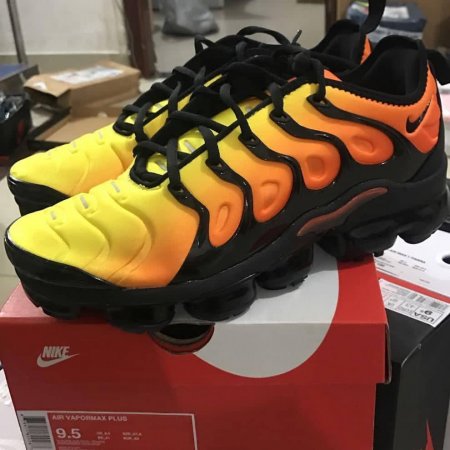 vapormax plus 39