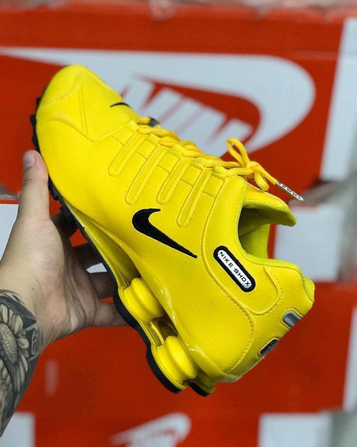 nike shox nz prata e amarelo